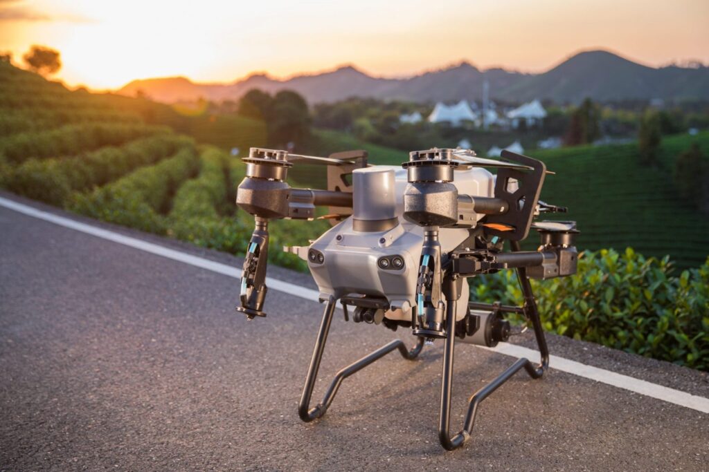 写真:DJI AGRAS T25